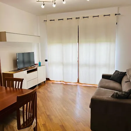 The House Aeroporto Guest house *