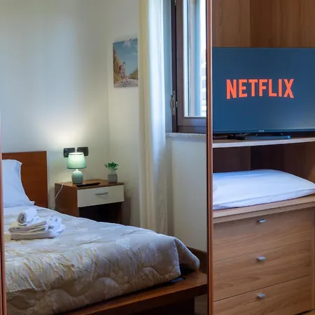 The House Aeroporto 4*