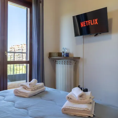 The House Aeroporto 4*