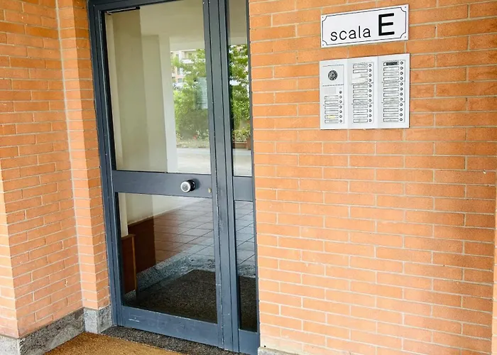 The House Aeroporto 게스트하우스 피우미치노