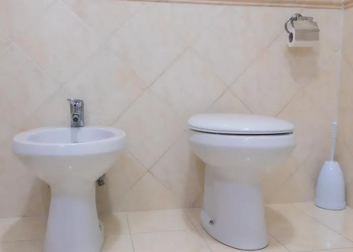 The House Aeroporto 게스트하우스 피우미치노